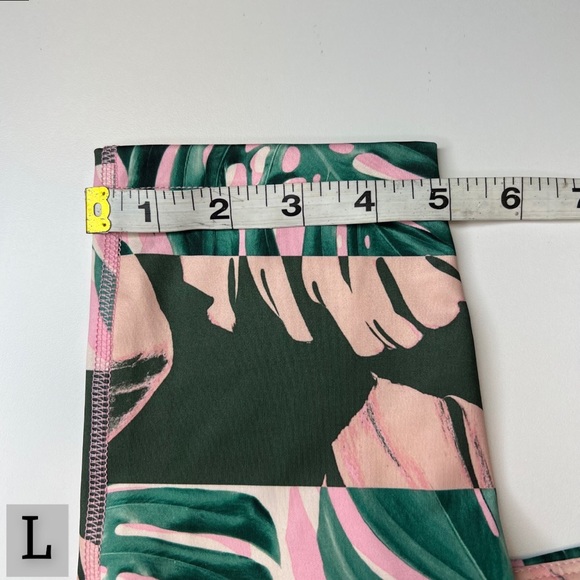 NIKE Pink & Green Palm Leaf Pattern Leggings, High Waisted, Multiple Sizes, NWT! - Picture 13 of 13